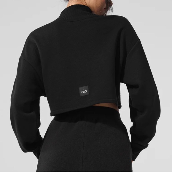 Alo Cropped Serenity Coverup | color: black | size: M - Picture 2 of 8